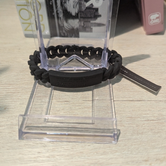 Marc Jacobs Black Silicone Braided Bracelet NWT - Picture 1 of 2